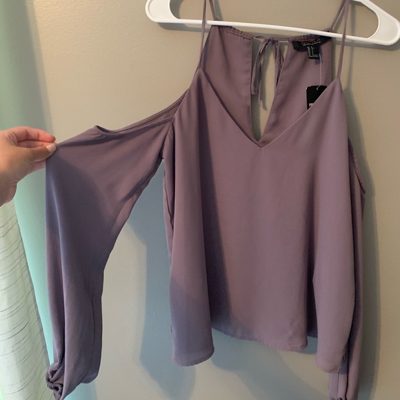 Forever 21 off the shoulder long sleeve top - Picture 3 of 4